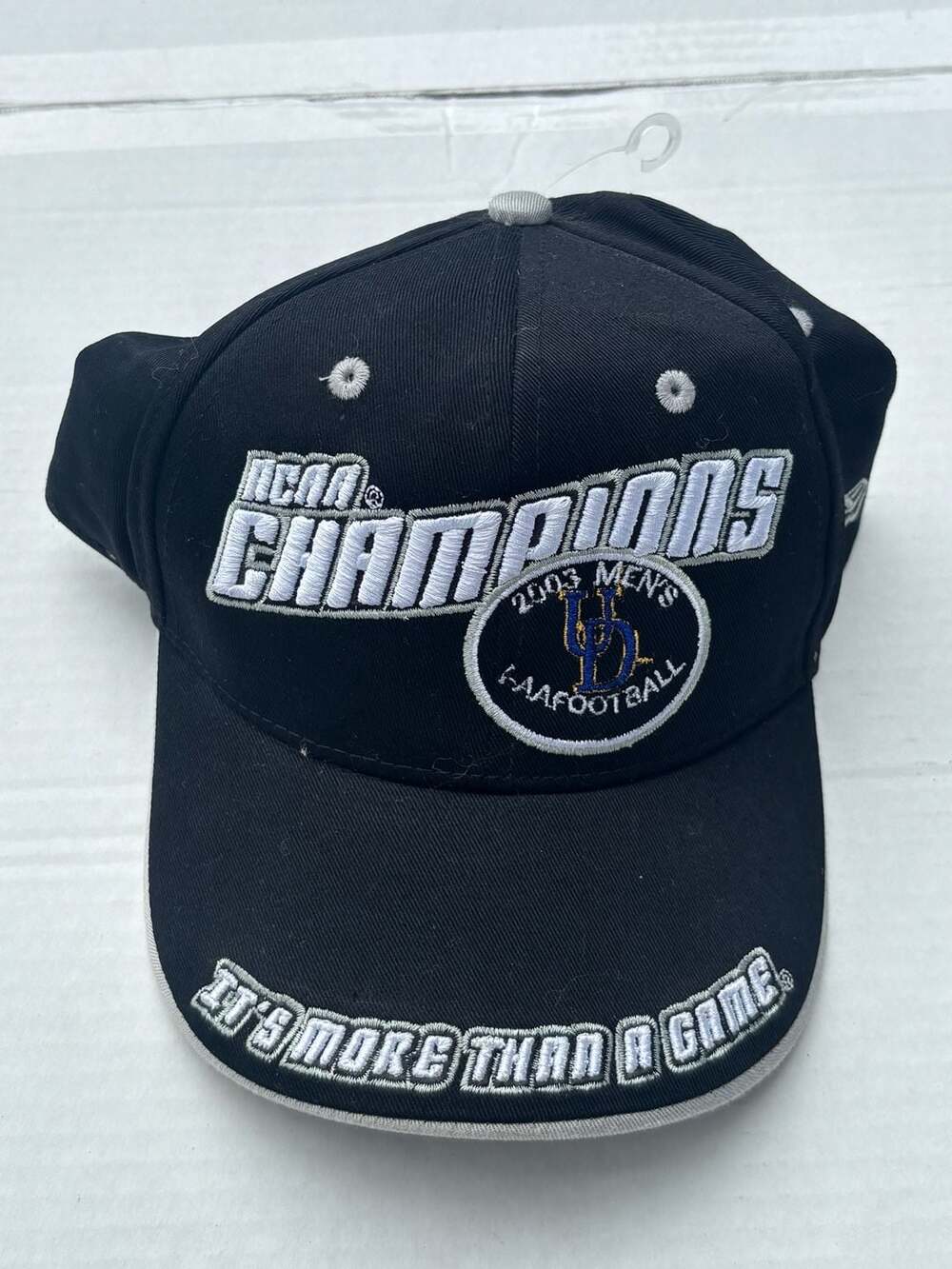 Vintage New Era 2003 University of Delaware NCAA Football Champions Hat Black